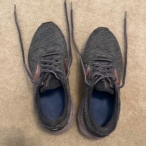 Brooks Adrenaline Gts 21 Women’s Purple Ombré size 7.5